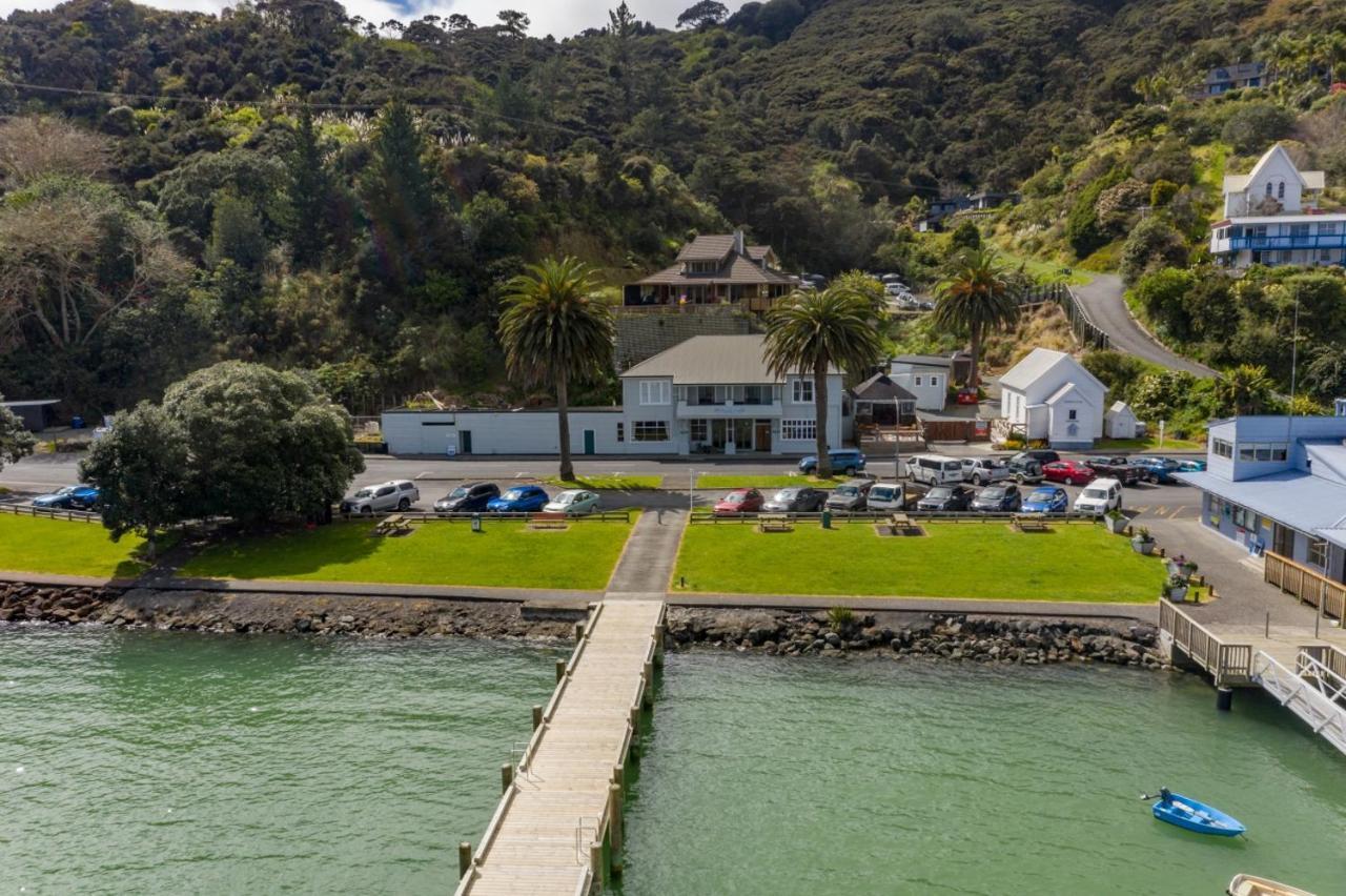 The Marlin Of Whangaroa Экстерьер фото